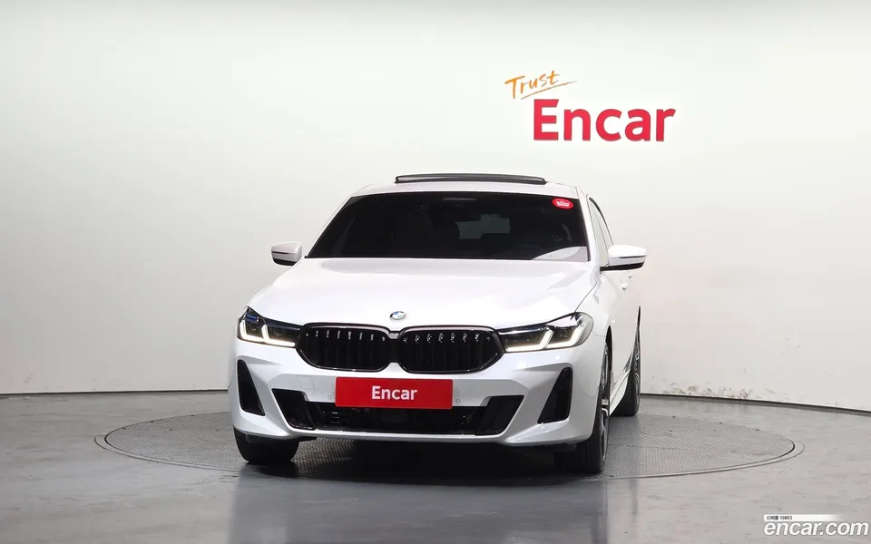 BMW 6 Series GT 630i xDrive M 2022 — миниатюра 3