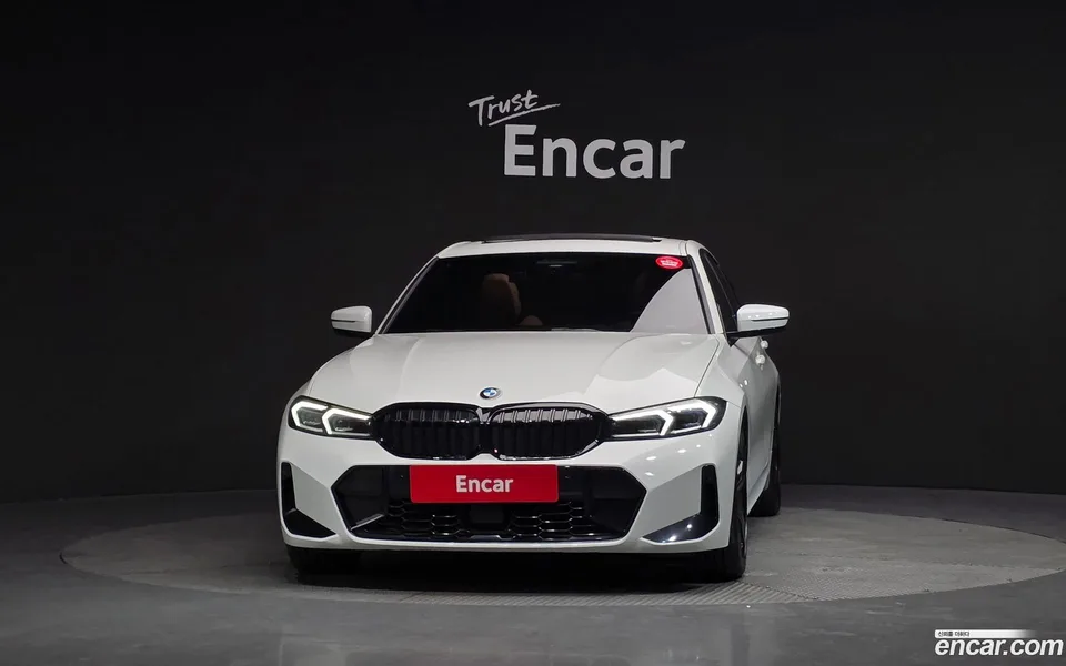 BMW 3 Series 320i M 2023 — миниатюра 3
