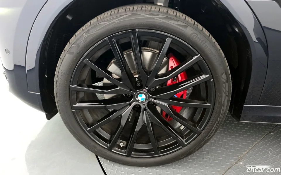 BMW X6 xDrive40d M 2025 — миниатюра 5