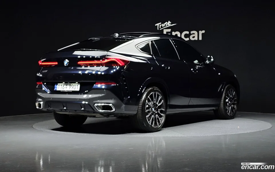 BMW X6 xDrive40i M 2025 — миниатюра 2