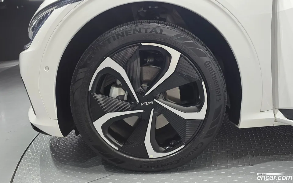 Kia EV6 2022 — миниатюра 5