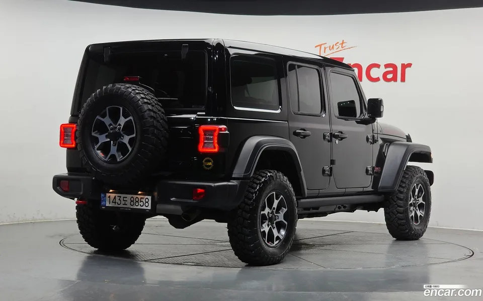 Jeep Wrangler 2.0 4 2022 — миниатюра 2