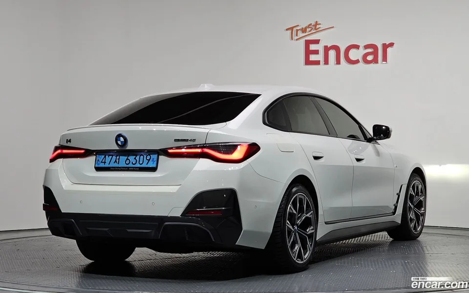 BMW i4 eDrive40 M 2022 — миниатюра 2