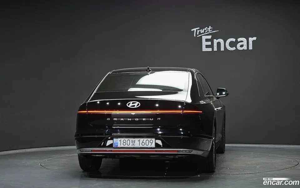 Hyundai Grandeur 3.5 LPG 2WD 2025 — миниатюра 4