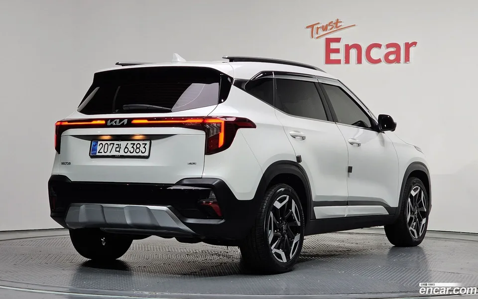 Kia Seltos 1.6 4WD 2025 — миниатюра 2