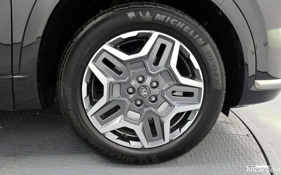 Hyundai SantaFe HEV 1.6 2WD 2023 — миниатюра 5