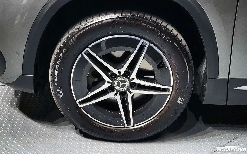 Mercedes-Benz EQA EQA250 AMG 2023 — миниатюра 5