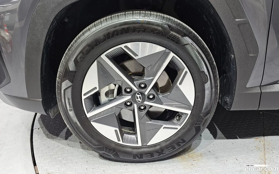 Hyundai Tucson NX4 1.6 2WD 2025 — миниатюра 5