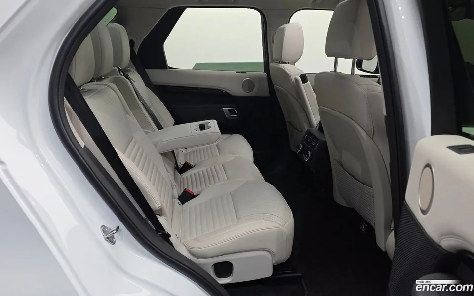 Land Rover Discovery D250 S 2024 — миниатюра 5