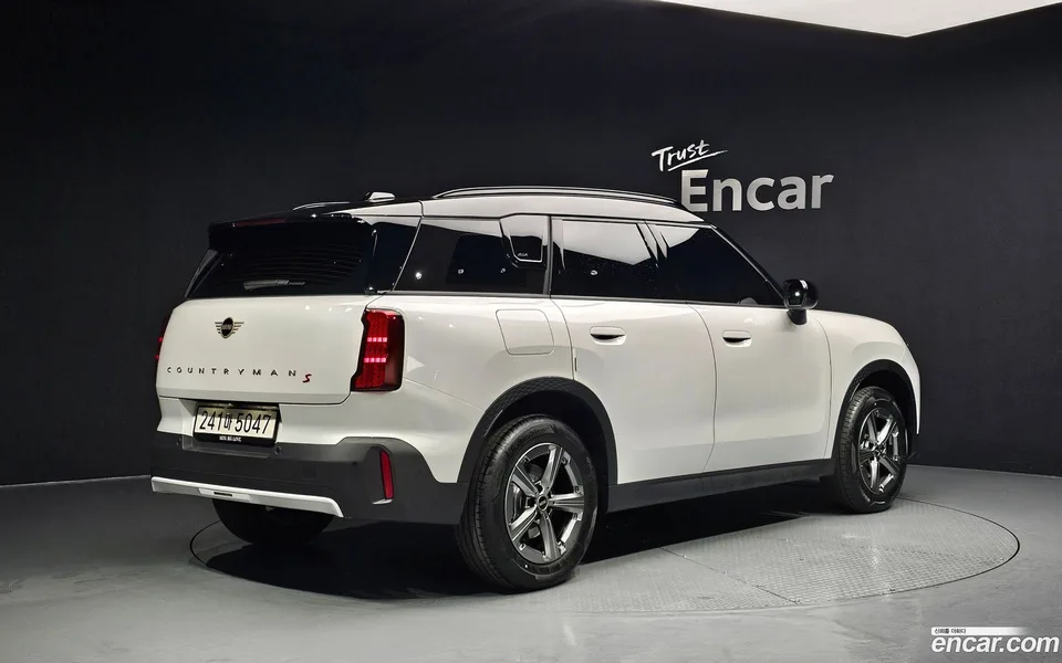 MINI Cooper S Countryman ALL4 2025 — миниатюра 2