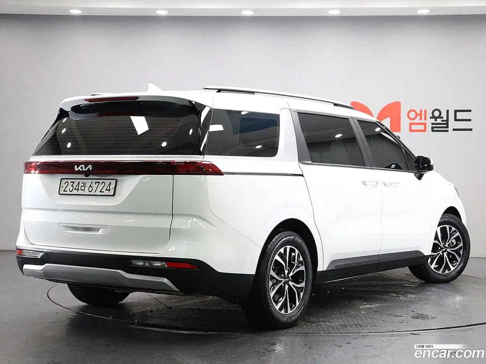 Kia Carnival 9 2022 — миниатюра 3