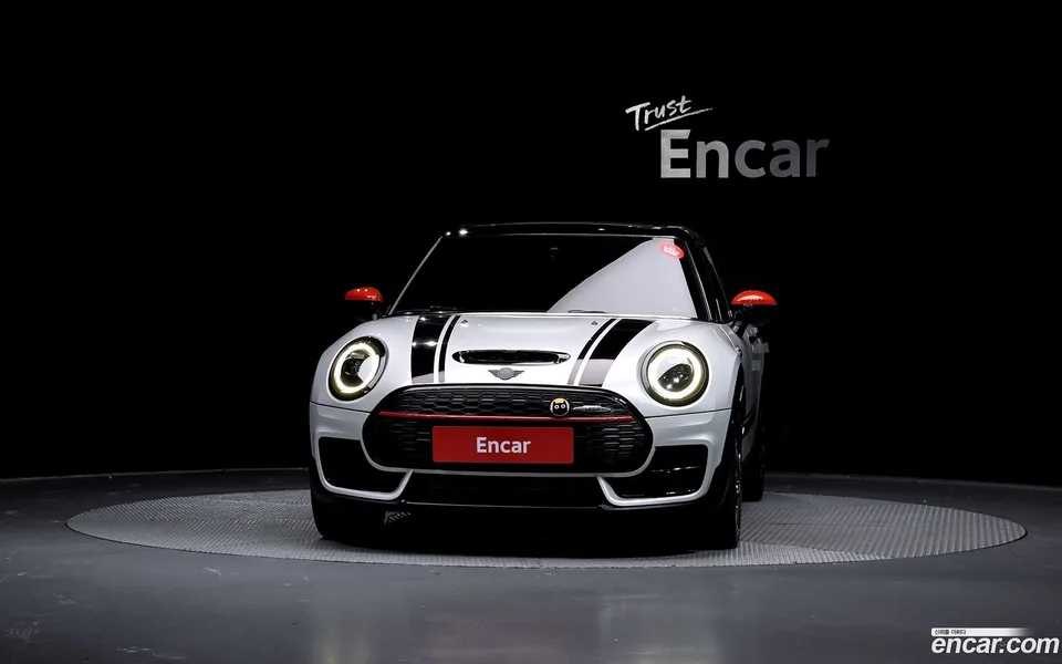 MINI Cooper S Clubman JCW 2022 — миниатюра 3