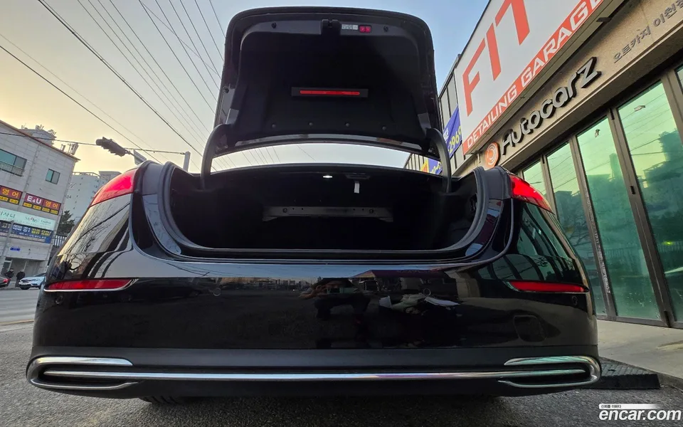 Mercedes-Benz E-Class E220d 4MATIC 2024 — миниатюра 5