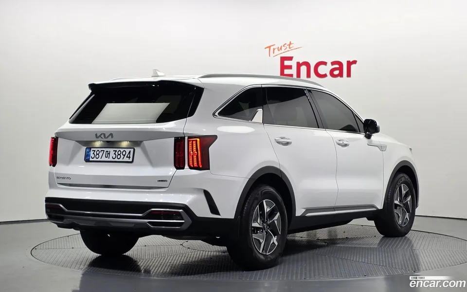 Kia Sorento HEV 1.6 2WD 2023 — миниатюра 2