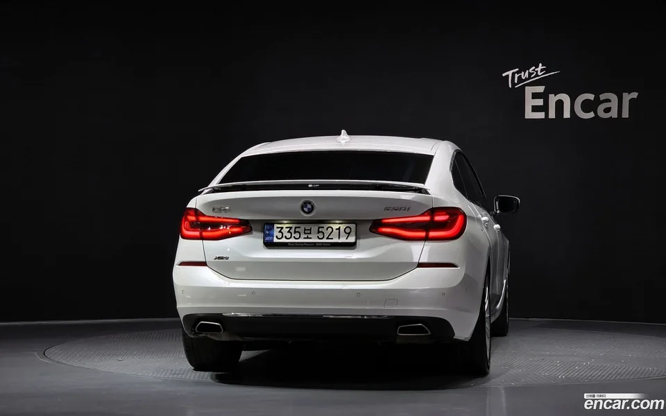 BMW 6 Series GT 630i xDrive 2022 — миниатюра 4