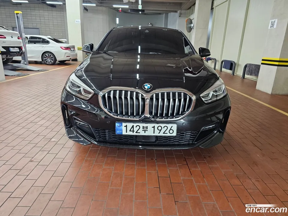 BMW 1 Series 120i M 2024 — миниатюра 3