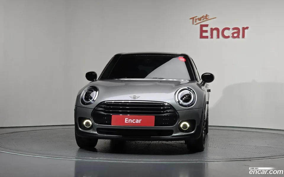 MINI Cooper Clubman 2024 — миниатюра 3