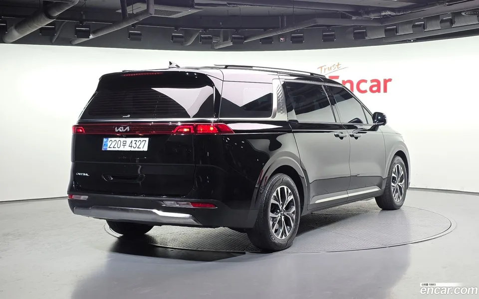 Kia Carnival 9 2023 — миниатюра 2