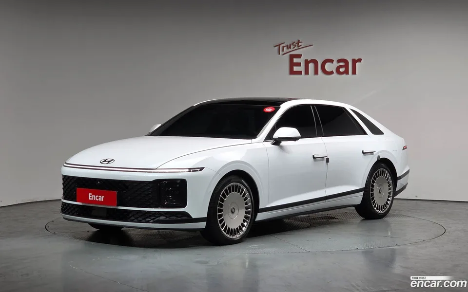 Hyundai Grandeur Hybrid 2024 — фото 1, купить с доставкой в Москву