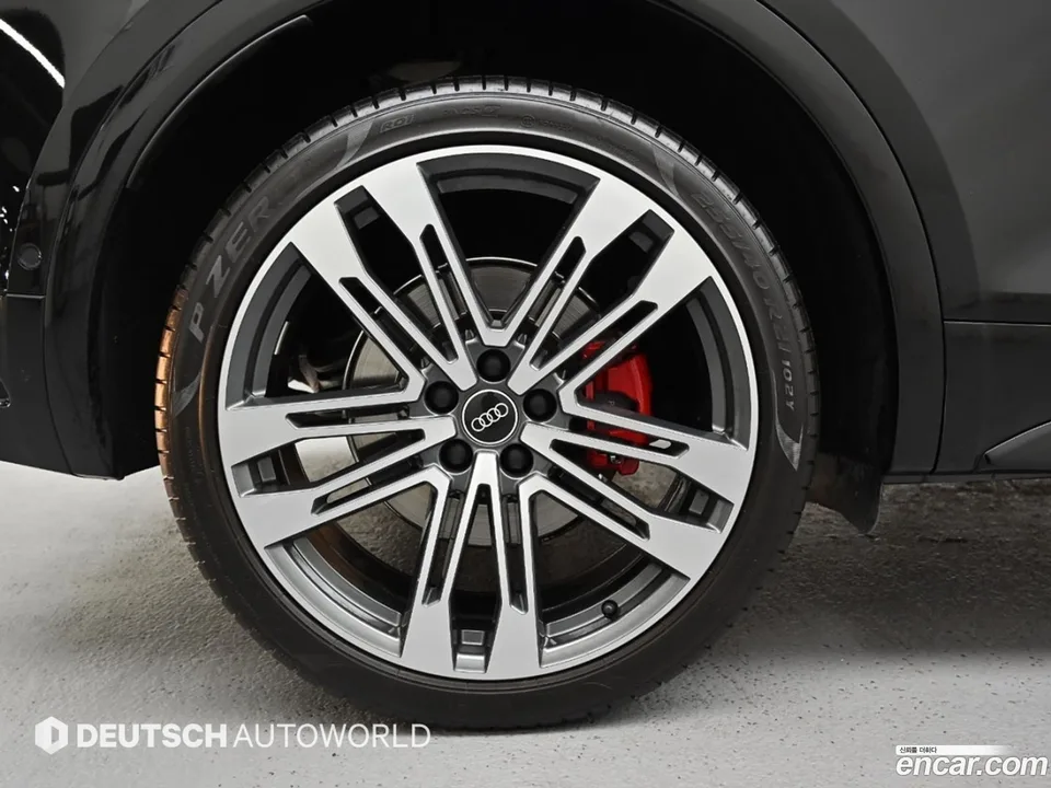 Audi SQ5 3.0 TFSI 2022 — миниатюра 5