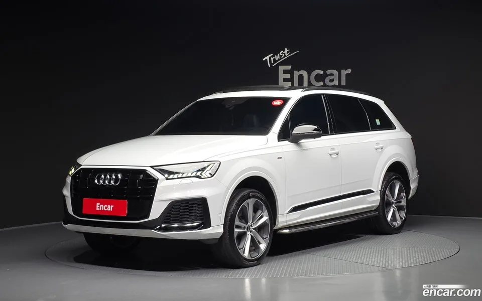 Audi Q7 (4M) 55 TFSI 2022 — фото 1, купить с доставкой в Москву
