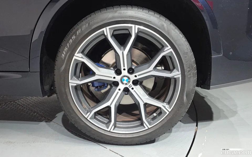 BMW X5 xDrive 30d M 2022 — миниатюра 5