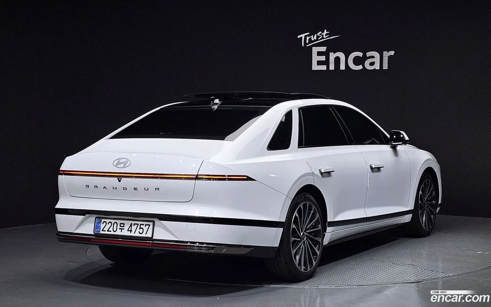 Hyundai Grandeur Hybrid 2025 — миниатюра 2