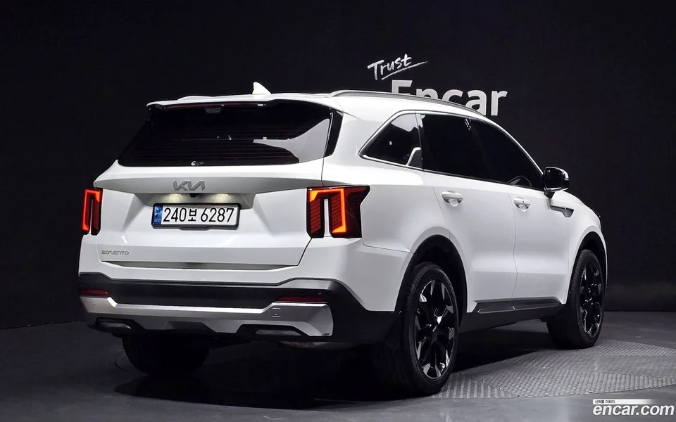Kia Sorento 2.2 2WD 2024 — миниатюра 2