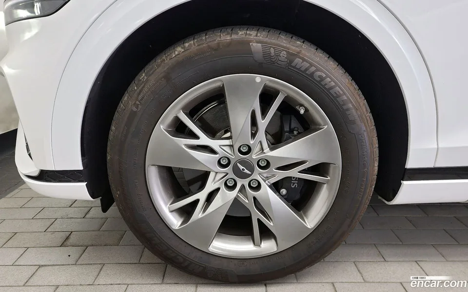 Genesis GV70 2.5T 2WD 2023 — миниатюра 5