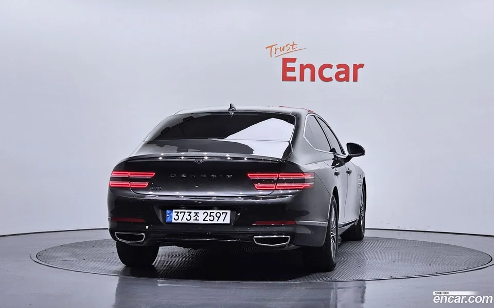 Genesis G80 2.5 2WD 2023 — миниатюра 4