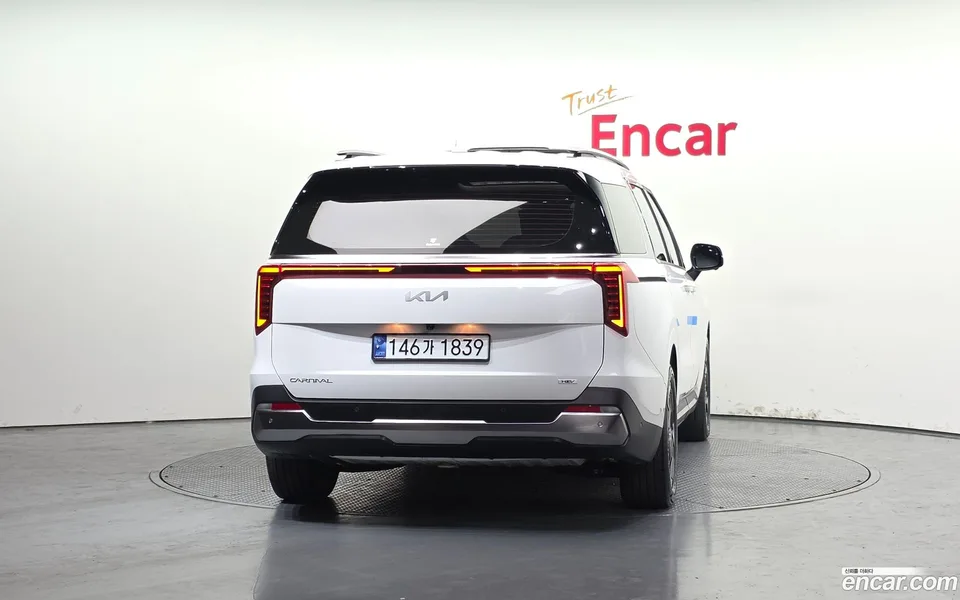 Kia Carnival HEV 9 2024 — миниатюра 4