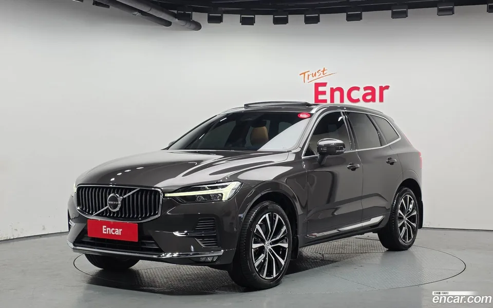 Volvo XC60 B6 2024 — фото 1, купить с доставкой в Москву