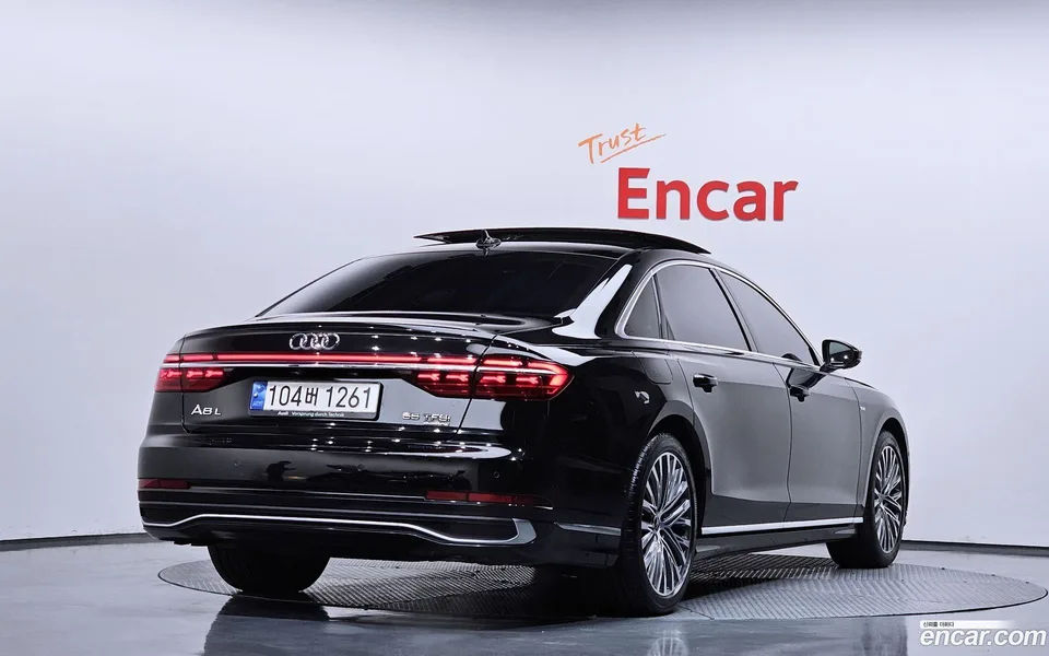 Audi A8 55 TFSI LWB 2023 — миниатюра 2