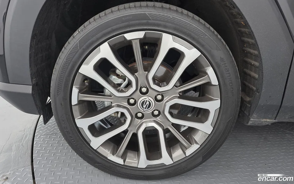 KG Mobility Torres 1.5 4WD 2023 — миниатюра 5