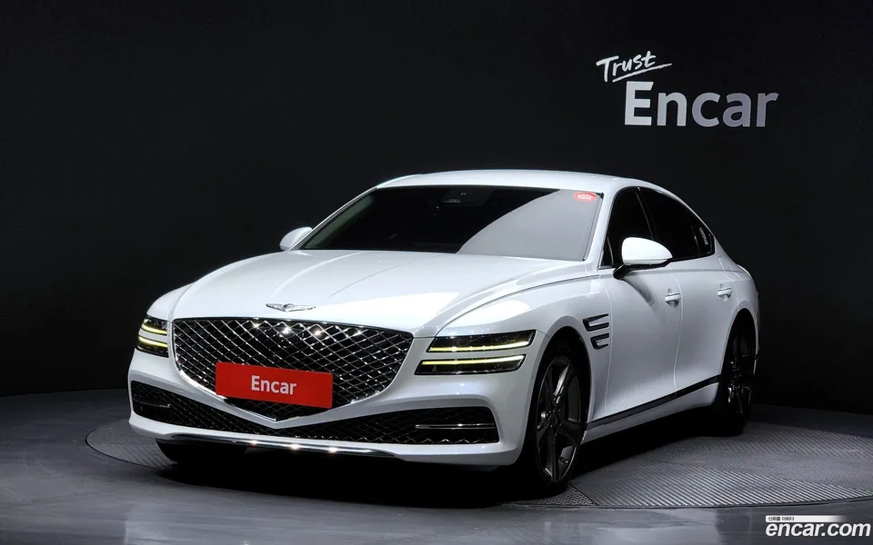 Genesis G80 2.5 2WD 2023 — фото 1, купить с доставкой в Москву