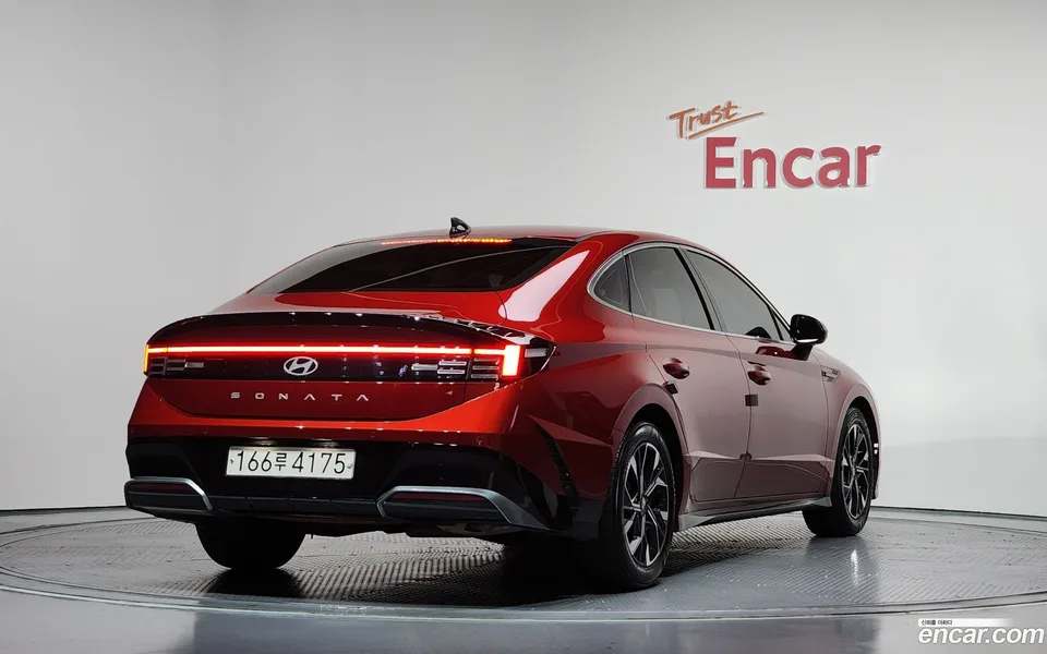 Hyundai Sonata The Edge 1.6 2023 — миниатюра 2