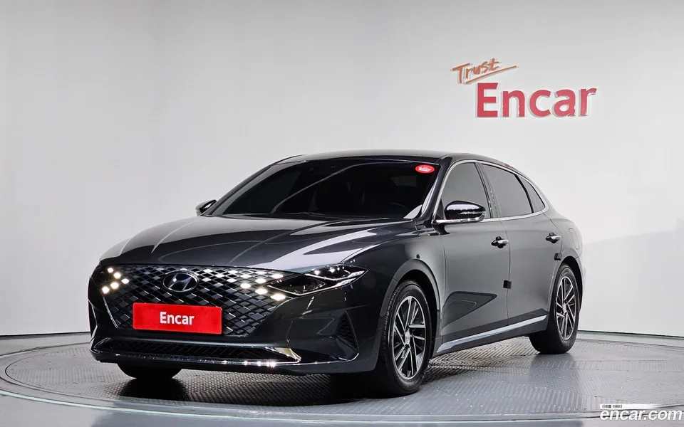 Hyundai Grandeur IG 2.5 2022 — фото 1, купить с доставкой в Москву