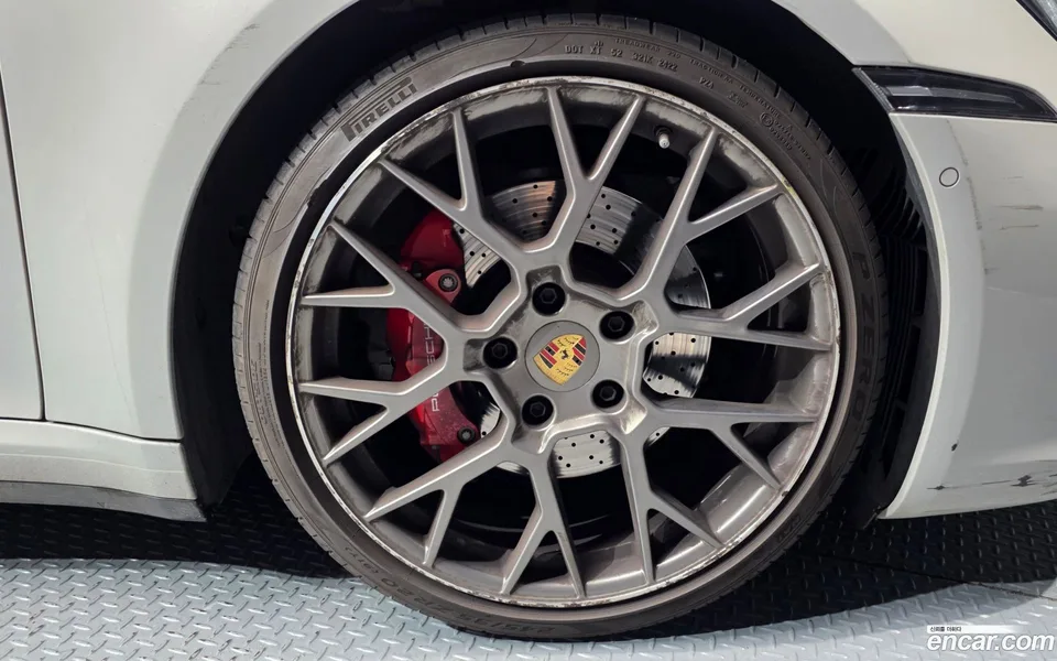 Porsche 911 (992) 4S 2023 — миниатюра 5