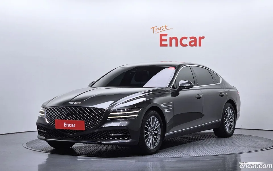 Genesis G80 2.5 2WD 2023 — фото 1, купить с доставкой в Москву