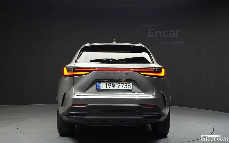 Lexus NX 350h 2023 — миниатюра 4