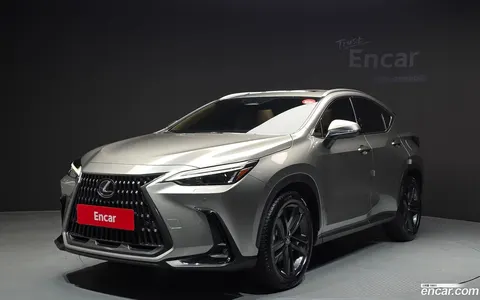 Lexus NX 350h 2023 купить в Москве
