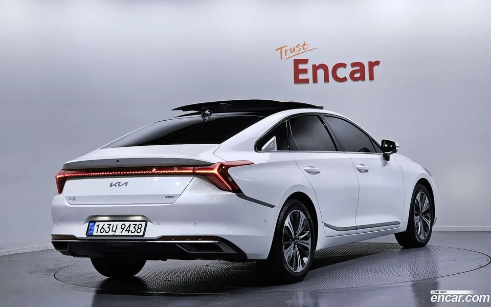 Kia K8 Hybrid 2022 — миниатюра 2