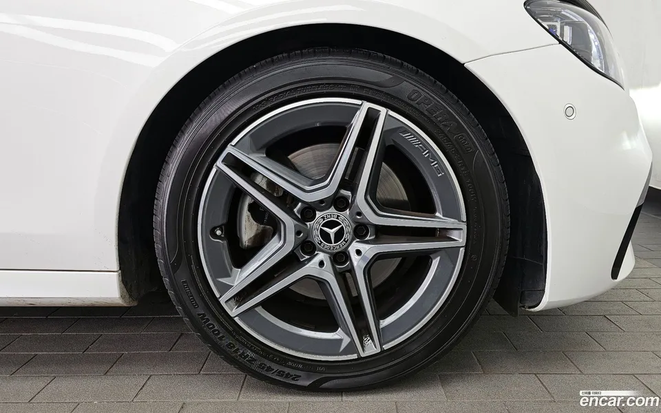 Mercedes-Benz E-Class E250 AMG Line 2022 — миниатюра 5
