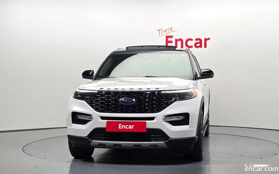 Ford Explorer 3.0 4WD 2022 — миниатюра 3