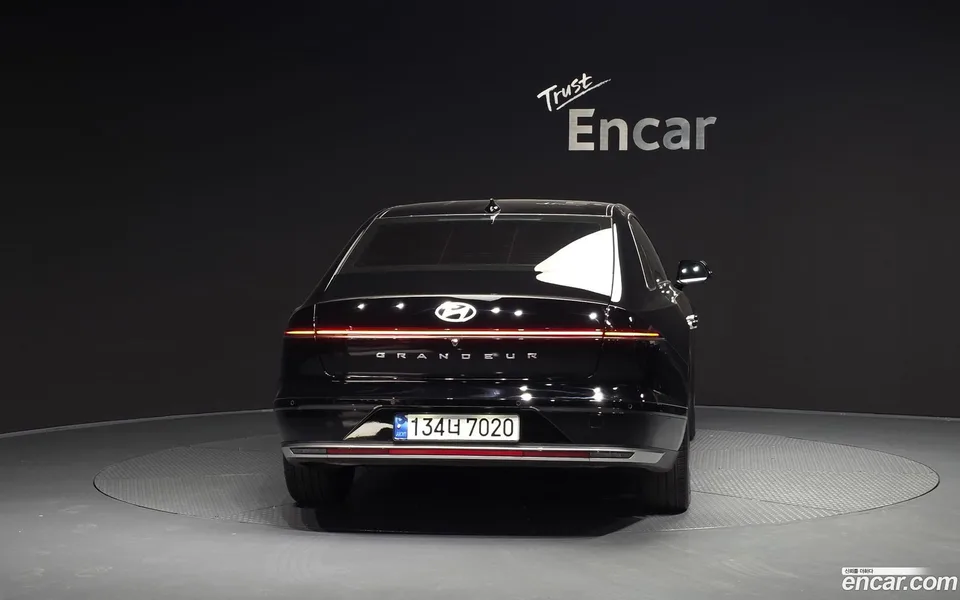 Hyundai Grandeur 2.5 2WD 2023 — миниатюра 4