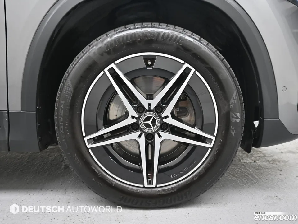 Mercedes-Benz EQA EQA250 AMG 2022 — миниатюра 5