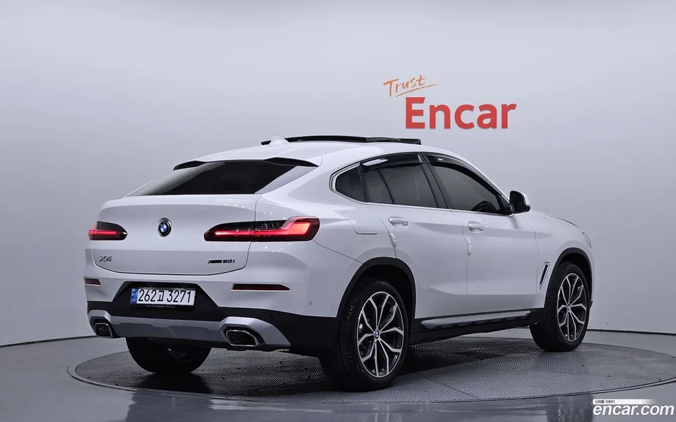 BMW X4 xDrive20i xLine 2025 — миниатюра 2