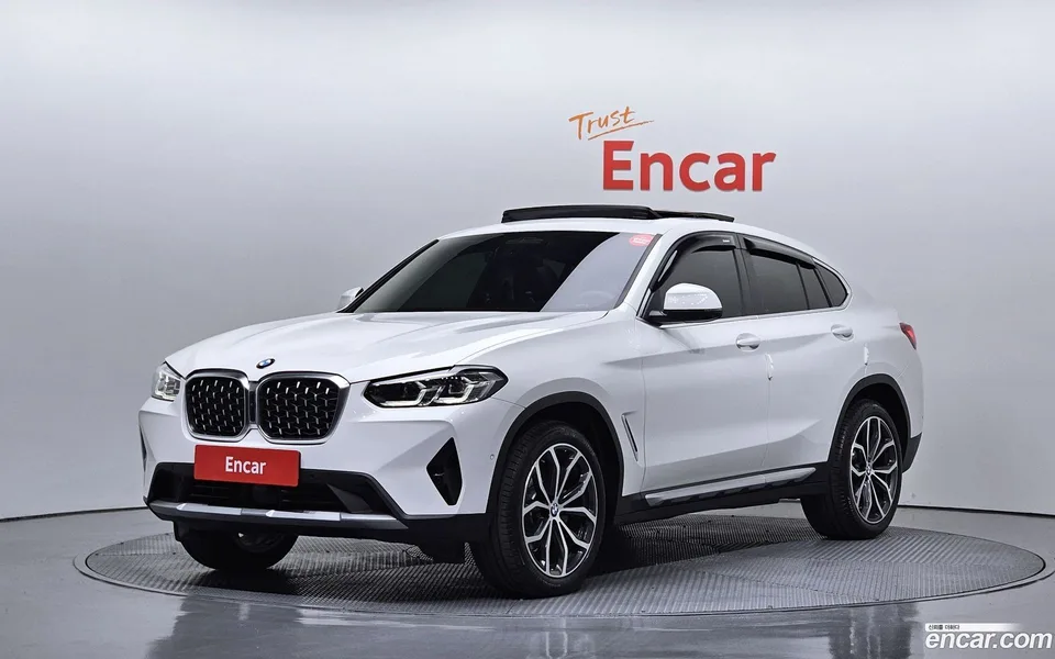 BMW X4 xDrive20i xLine 2025 — фото 1, купить с доставкой в Москву