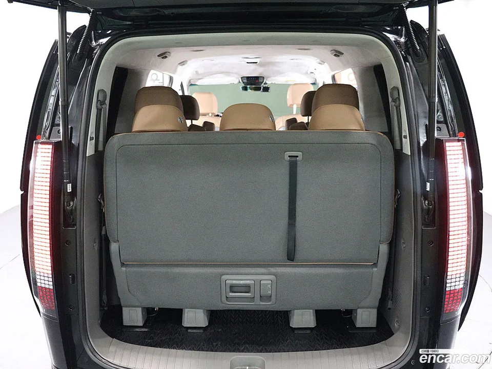 Hyundai Staria 4WD 9 2023 — миниатюра 5