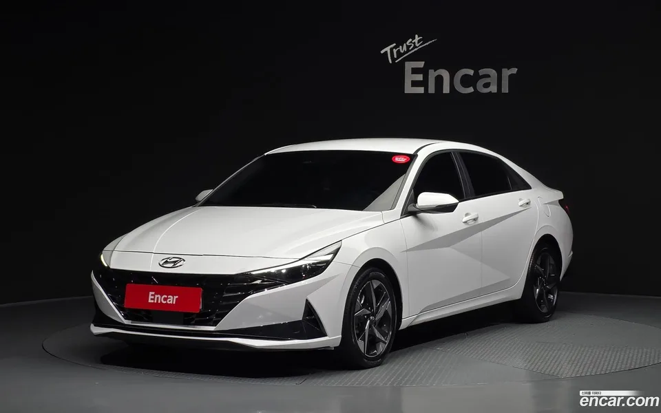 Hyundai Avante 1.6 2022 — фото 1, купить с доставкой в Москву